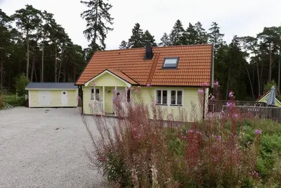 Image de Maison de vacances Ljugarn pour 1 - 4 personnes avec 3 chambres Ă coucher - Maison de vacances