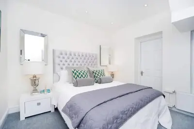 Image de Homely, Aesthetic 2bed 2bath Marylebone