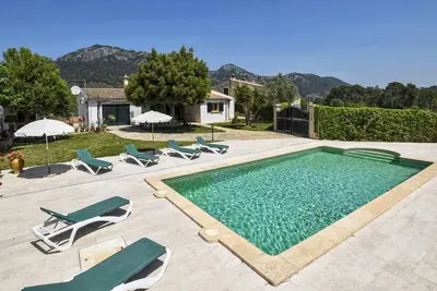 Image de Cozy cottage in a quit area pool & ac for up to 6