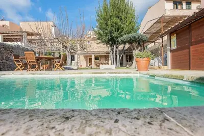 Image de Casa Caimari - élégante maison de ville 3br au coeur de Caimari, Ac, piscine privée