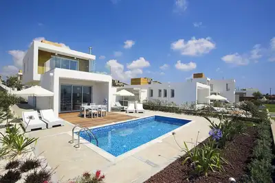 Image de Villas exclusives de luxe sur la plage - Emplacement touristique sur la plage - Zone touristique de choix - 2