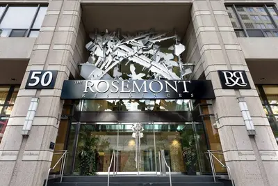 Image de Rosemont Residences - Luxury Spacious furnished two Bedroom Suite (1230 sq ft)