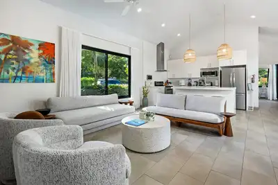 Image de Tradewinds Villa Modern 3 Bedroom Villa Minutes from the Beach