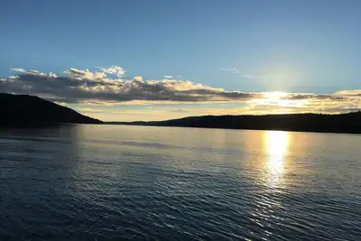 Image de Évasion des Adirondacks sur le Grand Lac Sacandaga