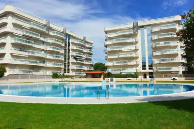 Image de Appartement familial à Salou avec grande piscine