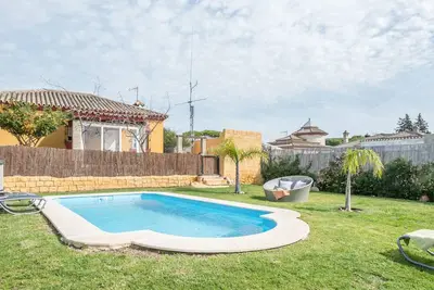 Image de Cosy Home Valentina avec piscine, terrasse, Wi-Fi et climatisation