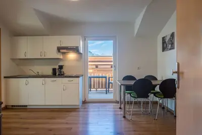 Image de Appartement \"Haller Hof A\" avec vue sur les montagnes, Wi-Fi et parking disponibles