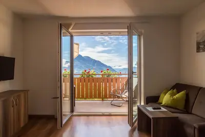 Image de Appartement \"Ferienwohnung Typ B\" avec balcon, vue sur les montagnes, Wi-Fi