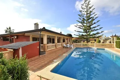 Image de Villa luxueuse avec piscine à Bahía Grande