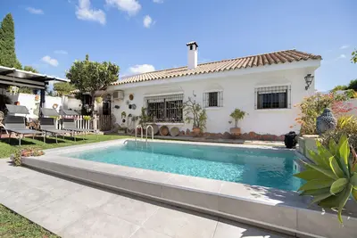 Maison de vacances artistique dans un endroit privilégié \"Un jardin para relajarse\"