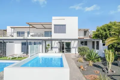 Image de Modern Apartment Casa Amanecer 1 with Pool, Terrace & Wi-Fi; Parking Available