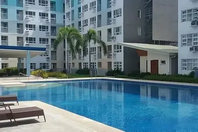 Image de Un condo confortable 2 chambres max de 6 avec Wifi | Netflix | bassin