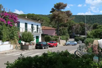 Image de Agréable appartement pour 6 personnes avec Wifi, Tv, terrasse, animaux admis et parking