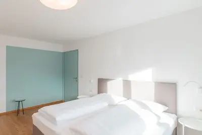 Image de Appartement moderne \"Hus Apartment - Nr. 4\" avec balcon, jardin et Wi-Fi