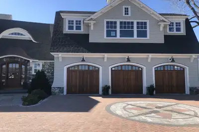 Image de Une vue imprenable sur l'océan, le lever de soleil incroyable, les couchers de soleil et la plage de Jenness