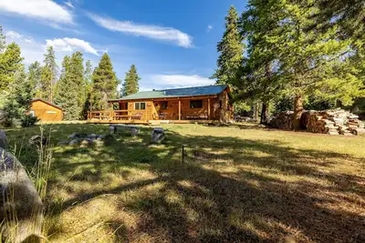 Image de Cabane de pêche en montagne sur la rivière Clark`s Fork