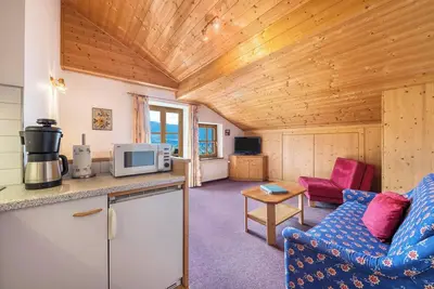 Image de Magnifique appartement de vacances Holunder avec vue sur la montagne
