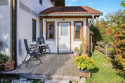 Image de Appartement de vacances \"Oestreich\" près du lac Chiemsee avec Wi-Fi et terrasse