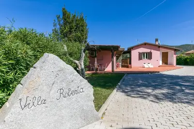 Villa \"Roberta\" à 400 mètres de la mer