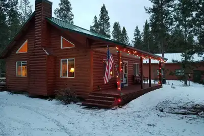 Image de Executive cabin in the woods!
