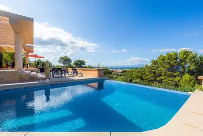 Image de Maison de vacances de luxe \"Casa Kyona\" avec vue sur la mer, Wi-Fi, jardin