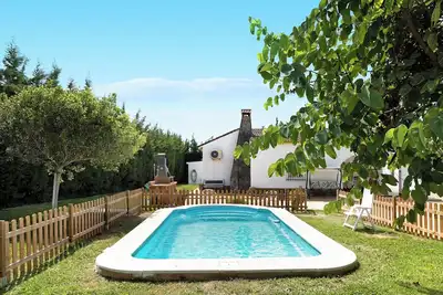 Image de Maison familiale tranquille \"Tramontana\" avec Wi-Fi, terrasse couverte et jardin