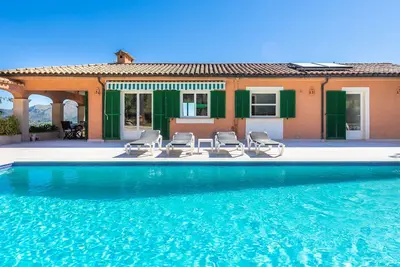 Image de Maison climatisée \"Santa María\" avec vue sur la montagne, piscine, jardin et Wi-Fi