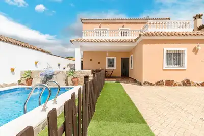 Image de Maison familiale \"La Lobita 2\" à proximité de la plage avec piscine et terrasse