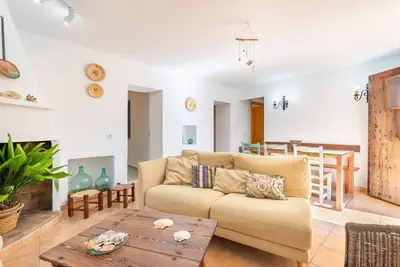 Image de Maison de vacances \"Marina de Ses Covetes\" avec Wi-Fi, terrasses et à proximité de la plage Es Trenc