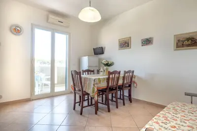 Image de Apartment in Mediterranean tones and balcony - Apartment Fiordaliso