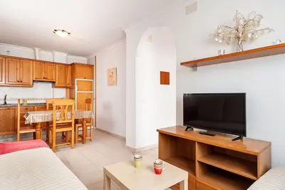 Image de Charmant appartement situé à proximité de la plage avec terrasse ; animaux acceptés sur demande