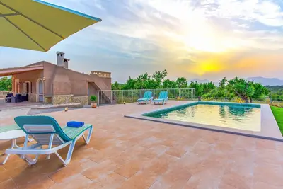 Maison de campagne 'Sa Caseta Son Morro' avec piscine privée, Wi-Fi et climatisation