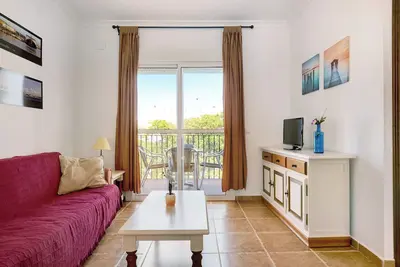 Image de Bel appartement \"Artico 205\" au centre ville avec balcon et Wi-Fi