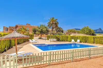 Image de Maison de campagne majorquine climatisée avec Wi-Fi, piscine et terrasses; Parking disponible