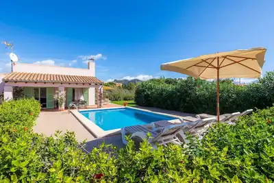 Image de Maison de vacances climatisée au bord de la mer avec piscine, jardin, terrasse et Wi-Fi