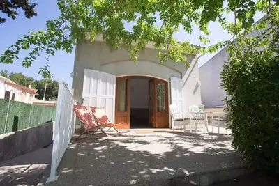 Image de Fantastique maison de vacances \"Ses Roques\" au bord de la mer avec Terrasses & Wi-Fi