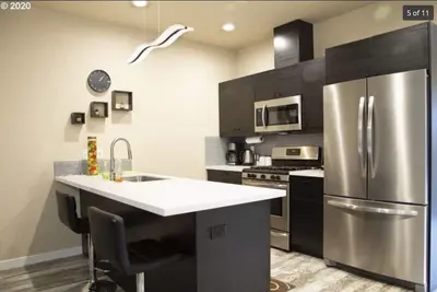 Image de Brand New Place 4br près de Nike, Intel (1)