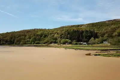Image de Lochead Chalets - Escapade confortable et romantique au bord de l'eau pour les couples et les chiens
