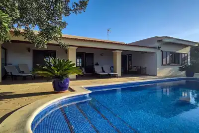 Image de Villa Shera, maison ibicenca avec vue sur la mer, piscine dans une zone privée