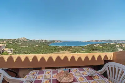 Image de Appartement de vacances avec vue sur la mer et terrasse à deux pas du centre de Palau