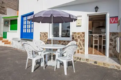 Image de Charming Apartment Directly On Seaside Close to CaletĂłn Blanco with Wi-Fi