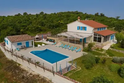 Image de Villa Tanga near Rovinj for 8 persons with pool