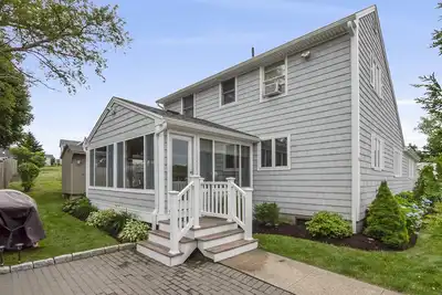Image de Maison spacieuse à Bonnet Shores avec une belle-famille attenante - Plage de quartier privée