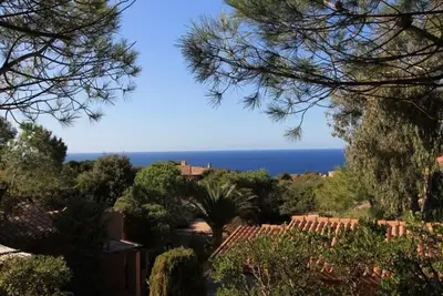 Image de Rosa 1, Rosa 3 à environ 500 mètres de la mer