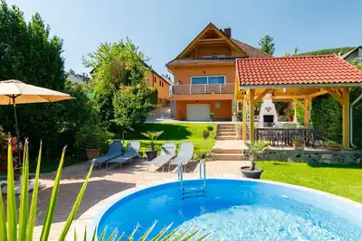 Image de Joli appartement pour 8 personnes avec piscine privée, climatisation, Wifi, Tv, patio et parking