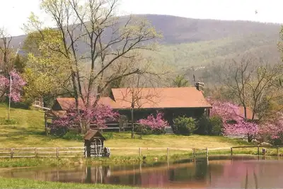 Image de Cabane en rondins Skyline à Mountaintop Ranch