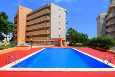 Appartement familial à Salou avec grande piscine
