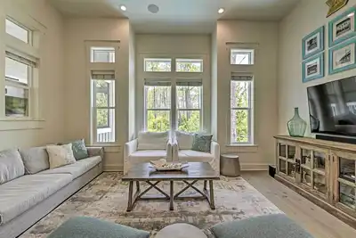 Image de ‘Anchored by the Sea’ Luxe Home with Private Pool!