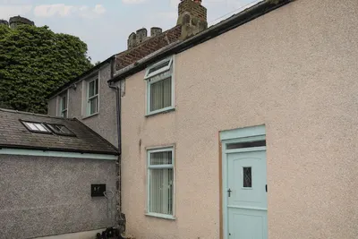 Quayside Cottage, pet friendly, character holiday cottage in Conwy