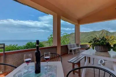 Image de Agréable appartement pour 7 personnes avec Wifi, Tv, terrasse, animaux admis et parking